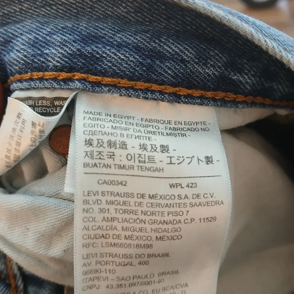 Levi's 501 Jeans Mens 40x32 (FITS 38x30) Blue Denim Button Fly Straight Leg